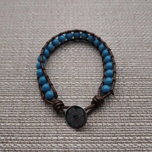 7 Inch Sterling Silver Leather Blue Stone Floral Bracelet B483